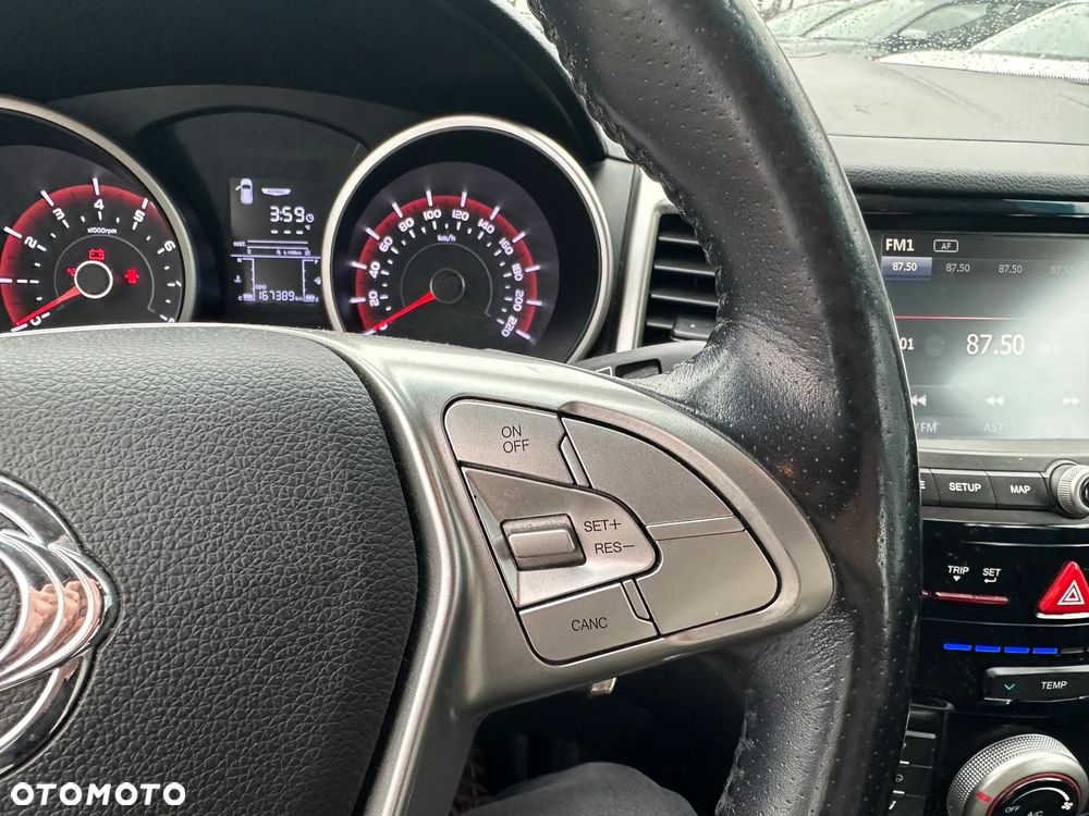 SsangYong/KGM Tivoli 1.6 Quartz - 12