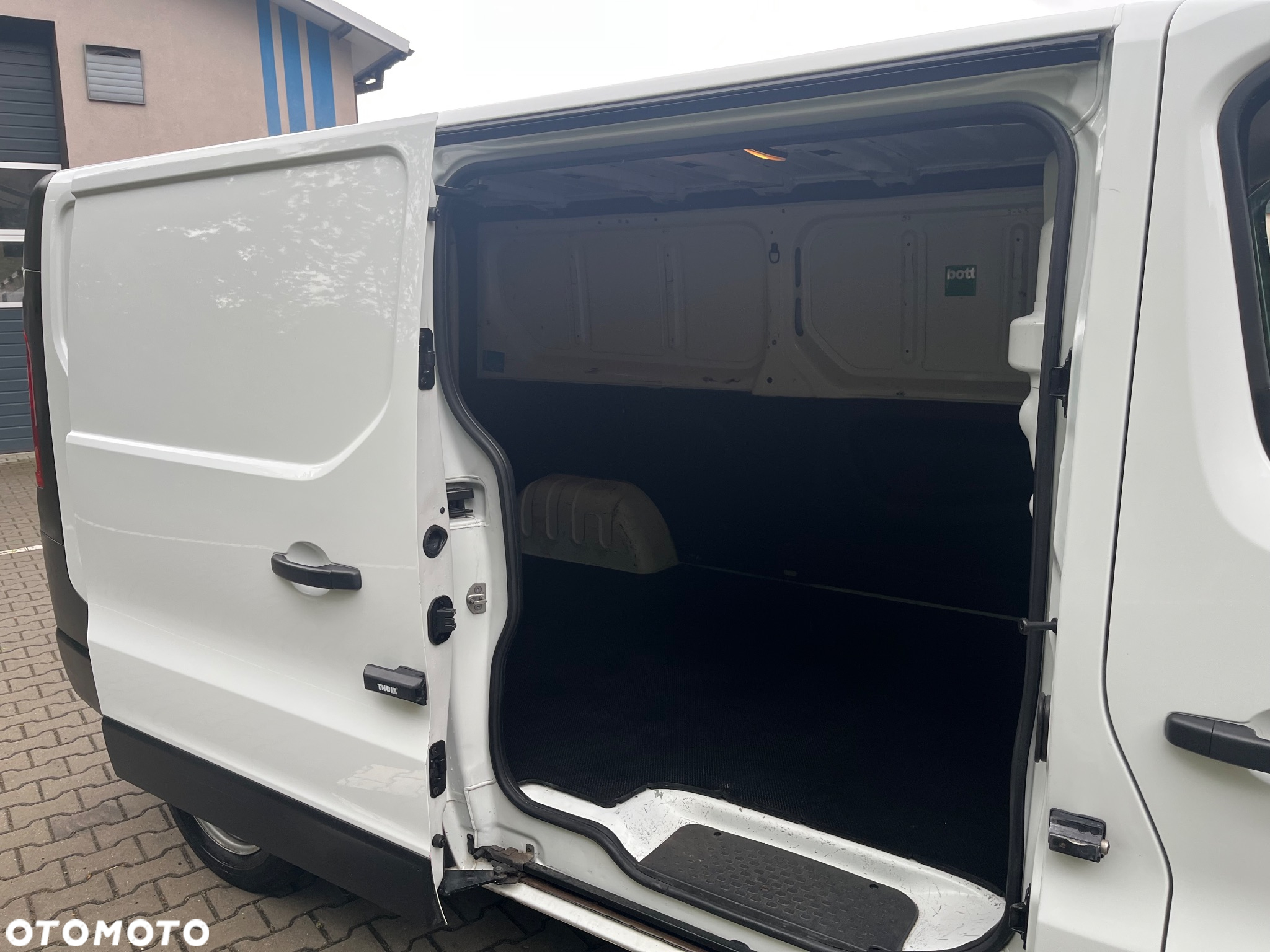 Renault trafic - 10