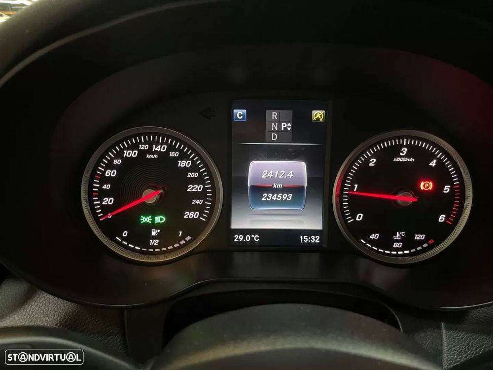 Mercedes-Benz C 200 d Avantgarde Aut. - 10