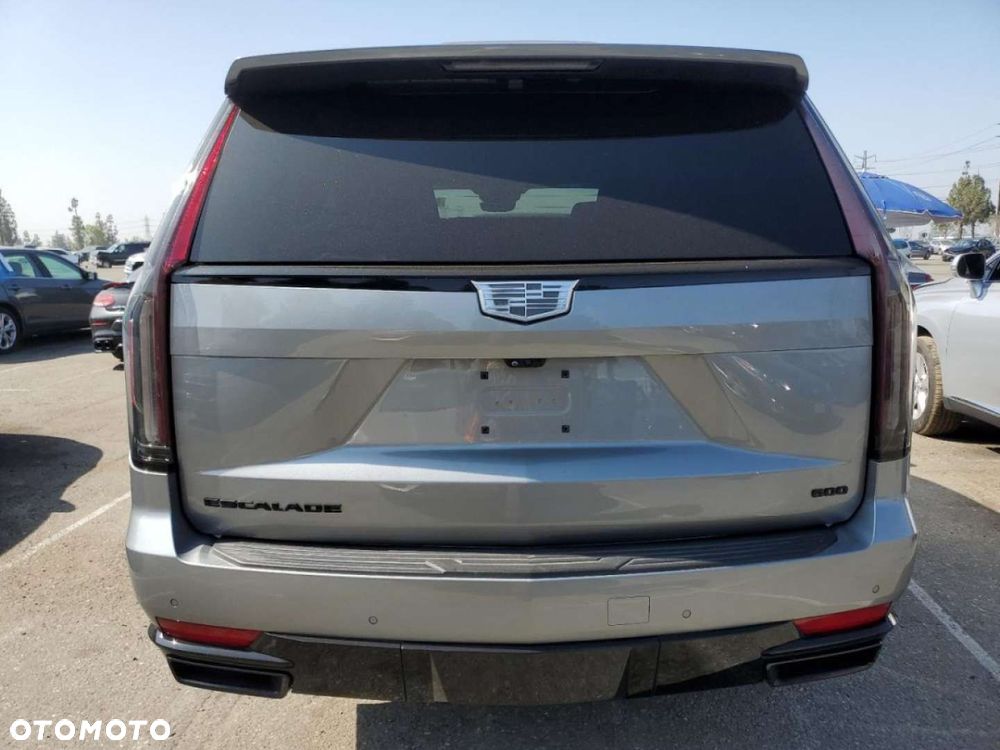 Cadillac Escalade - 7