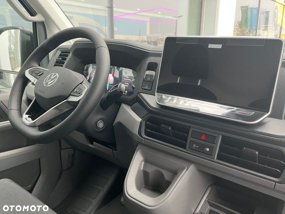 Volkswagen Crafter 35 2.0 TDI L3H3 177 KM AUTOMAT - 8