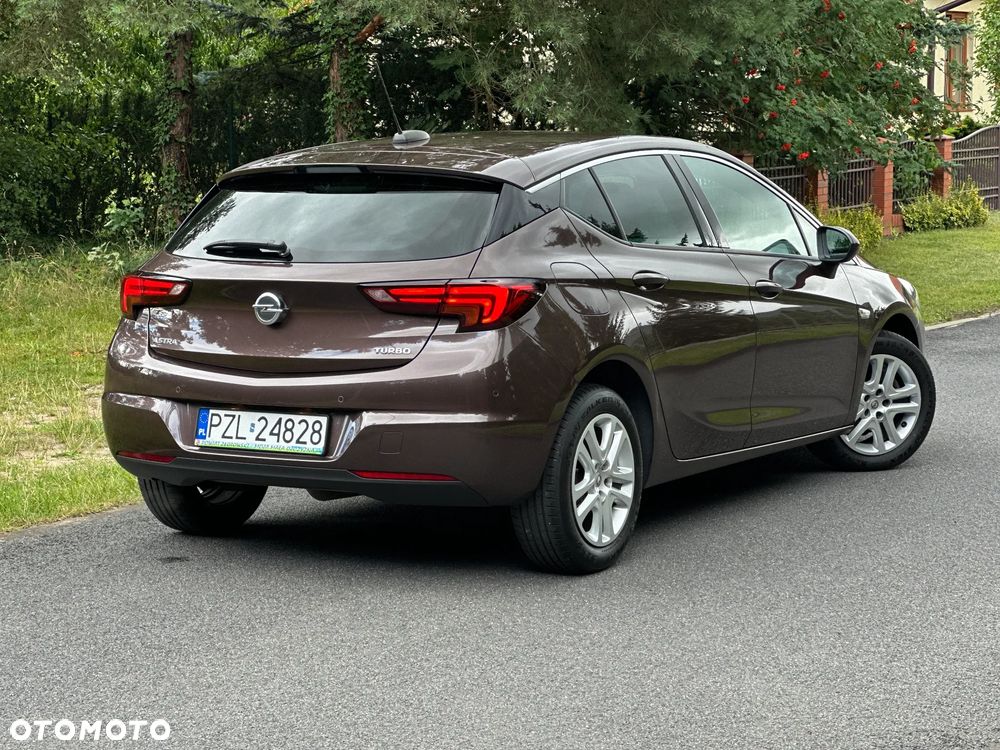 Opel Astra 1.4 T Dynamic - 12