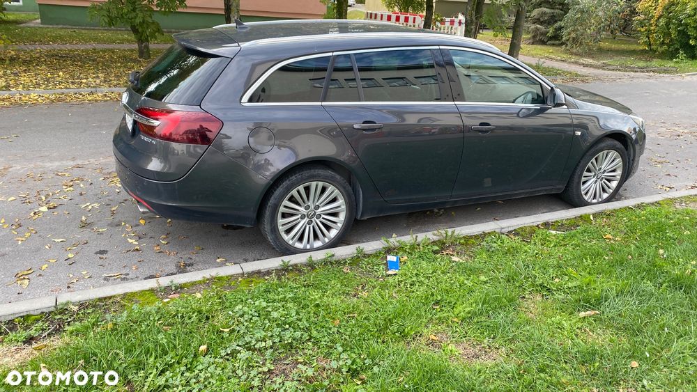Opel Insignia - 11