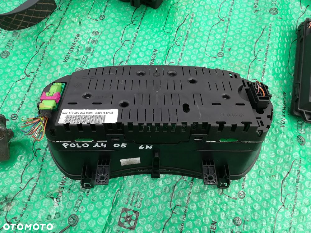 ELEKTRONIKA VOLKSWAGEN POLO 9N - 21