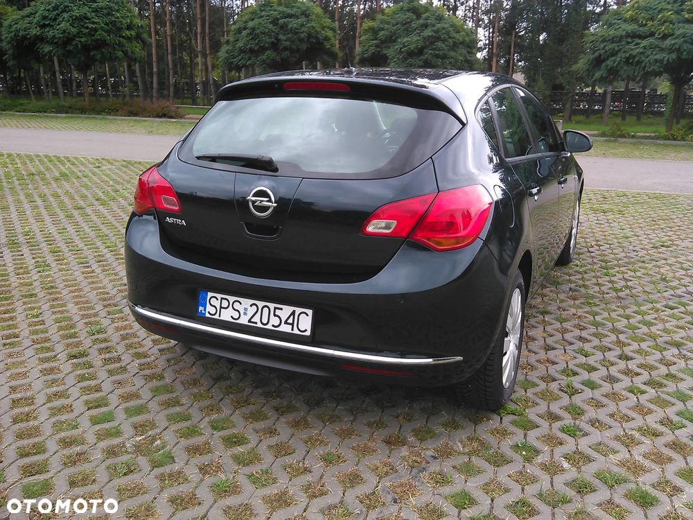 Opel Astra 1.6 Color Edition - 15