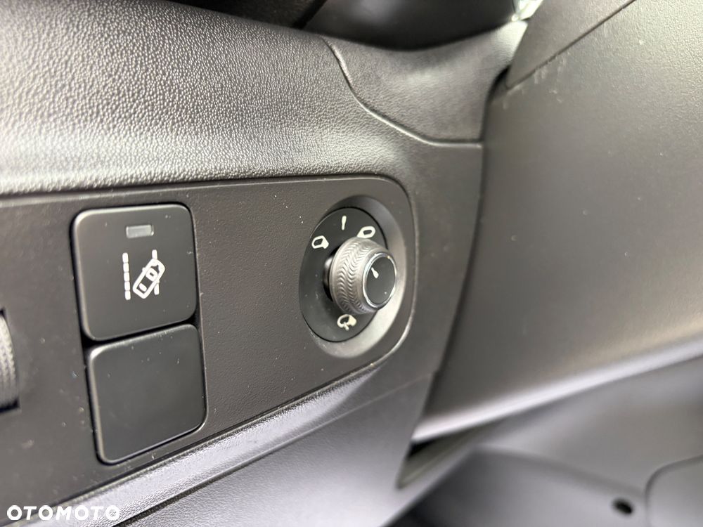 Citroën C3 1.2 PureTech Shine S&S - 29