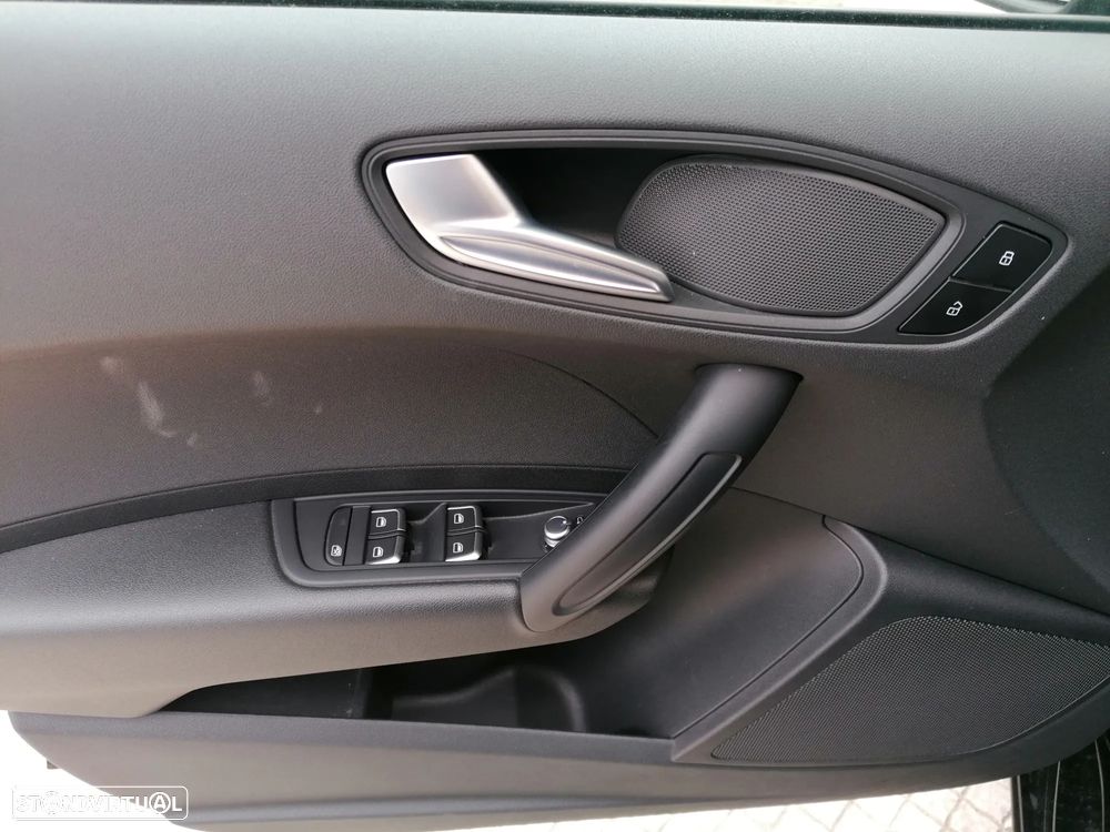 Audi A1 Sportback 1.4 TDI S tronic - 13