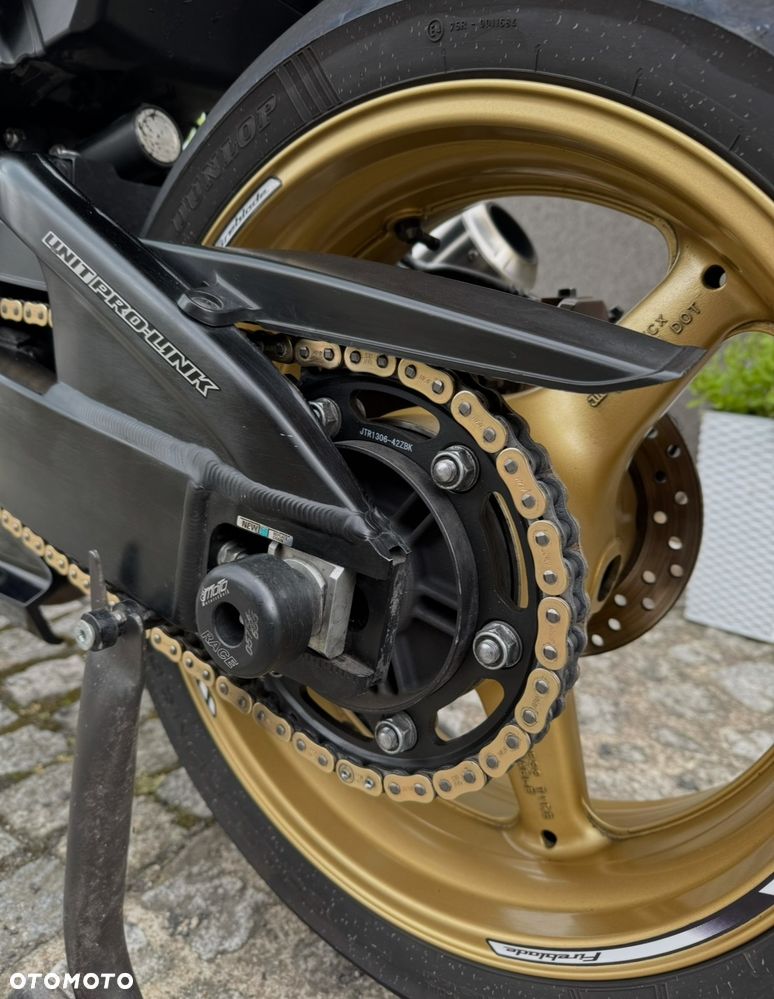 Honda CBR - 10