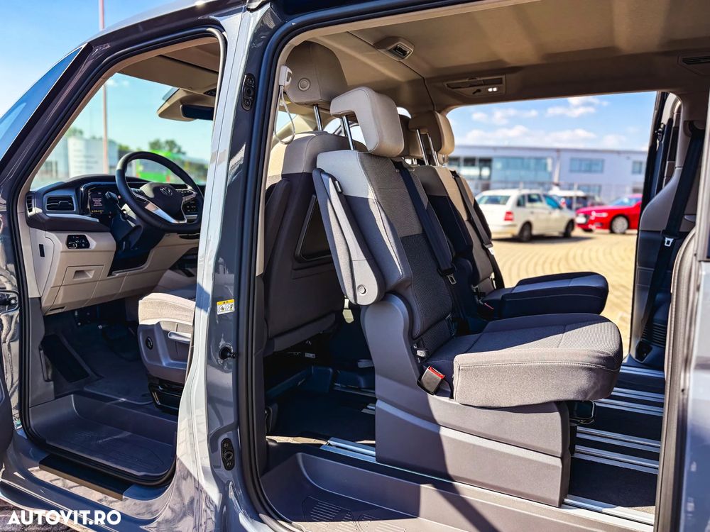 Volkswagen Multivan - 25
