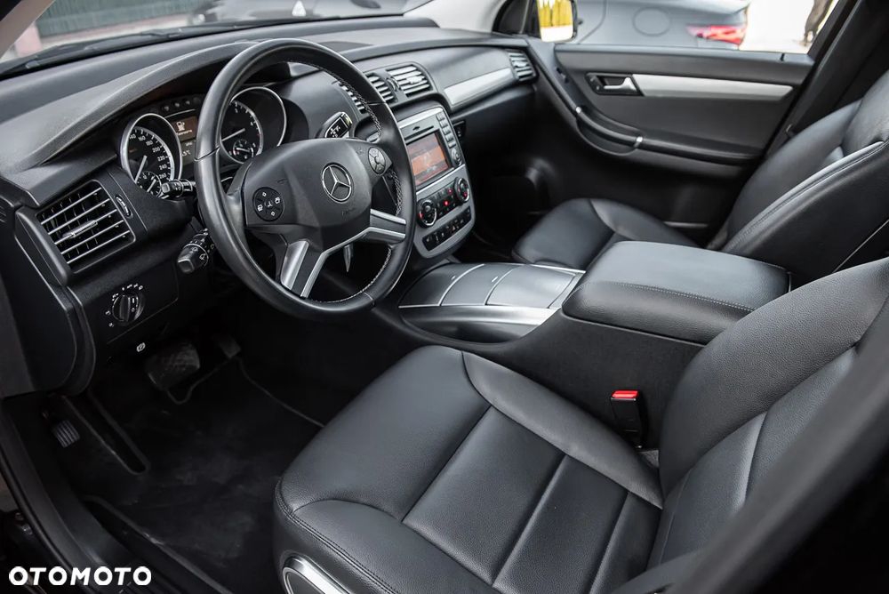 Mercedes-Benz Klasa R 350 CDI L DPF 4Matic 7G-TRONIC - 16