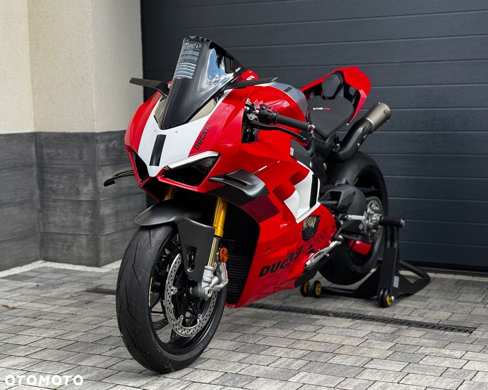 Ducati Panigale V4R - 11