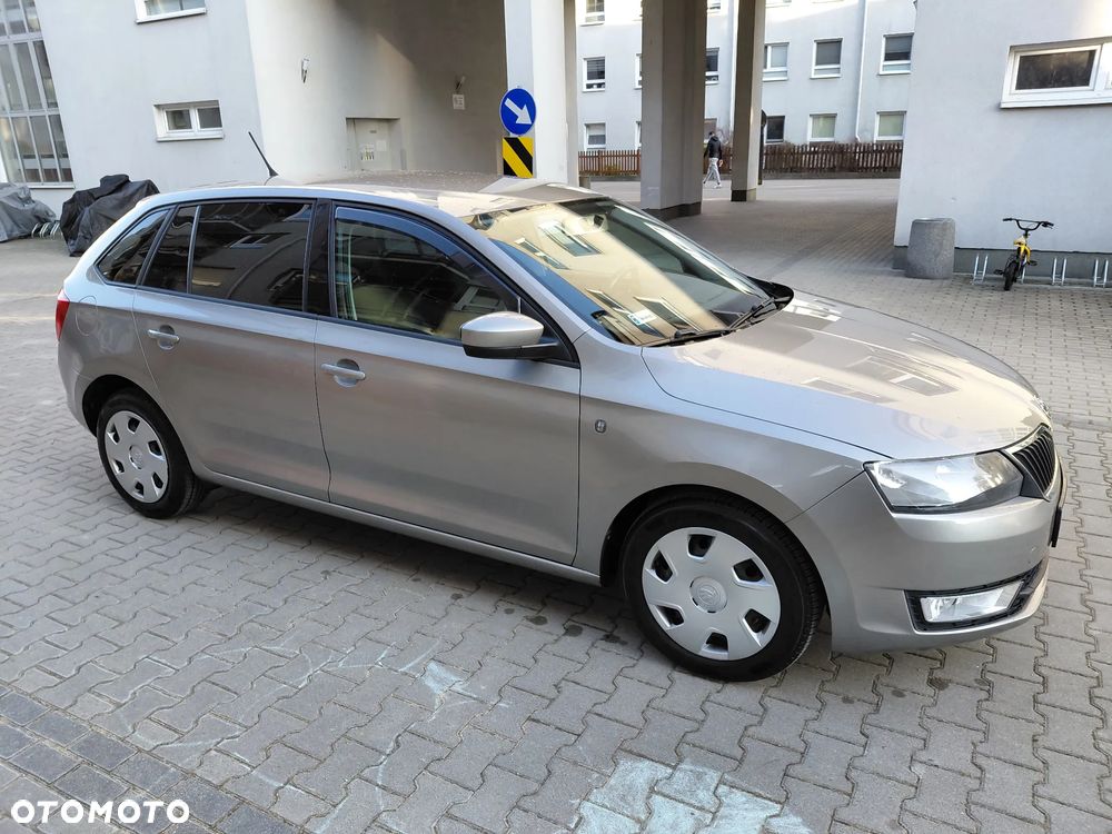 Skoda RAPID 1.2 TSI Ambition - 4