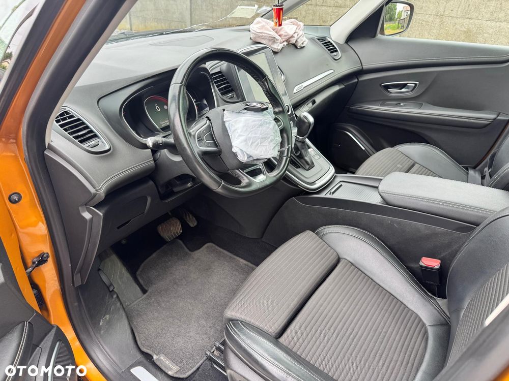 Renault Scenic dCi 110 FAP EDC Bose Edition - 11