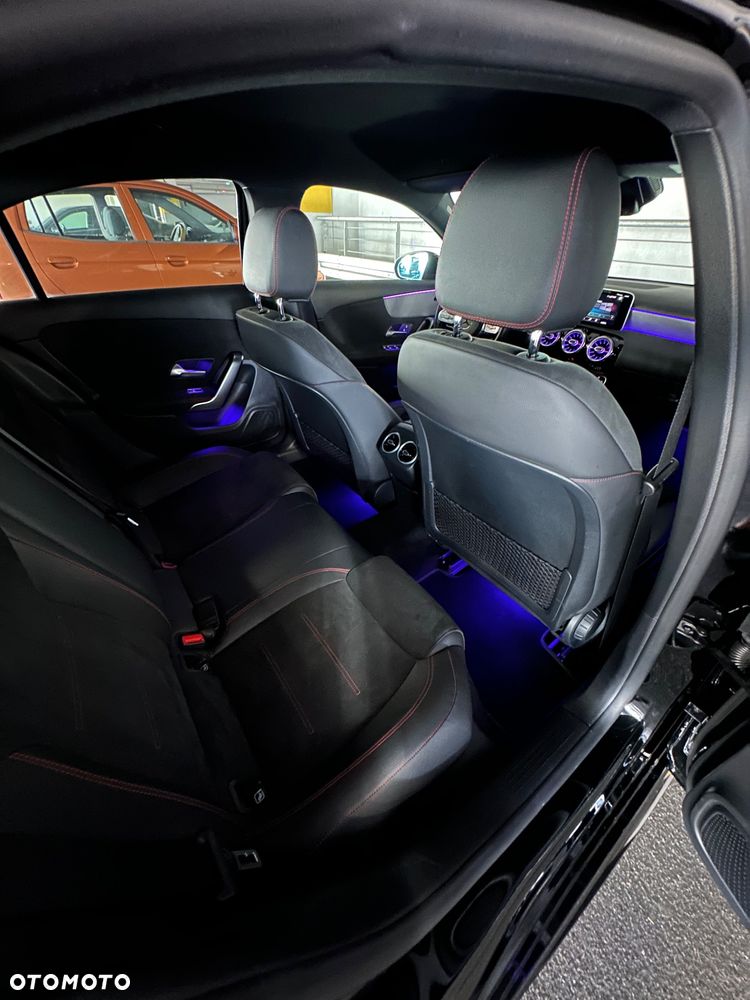 Mercedes-Benz Klasa A 180 7G-DCT Lim AMG Line Advanced Plus - 34