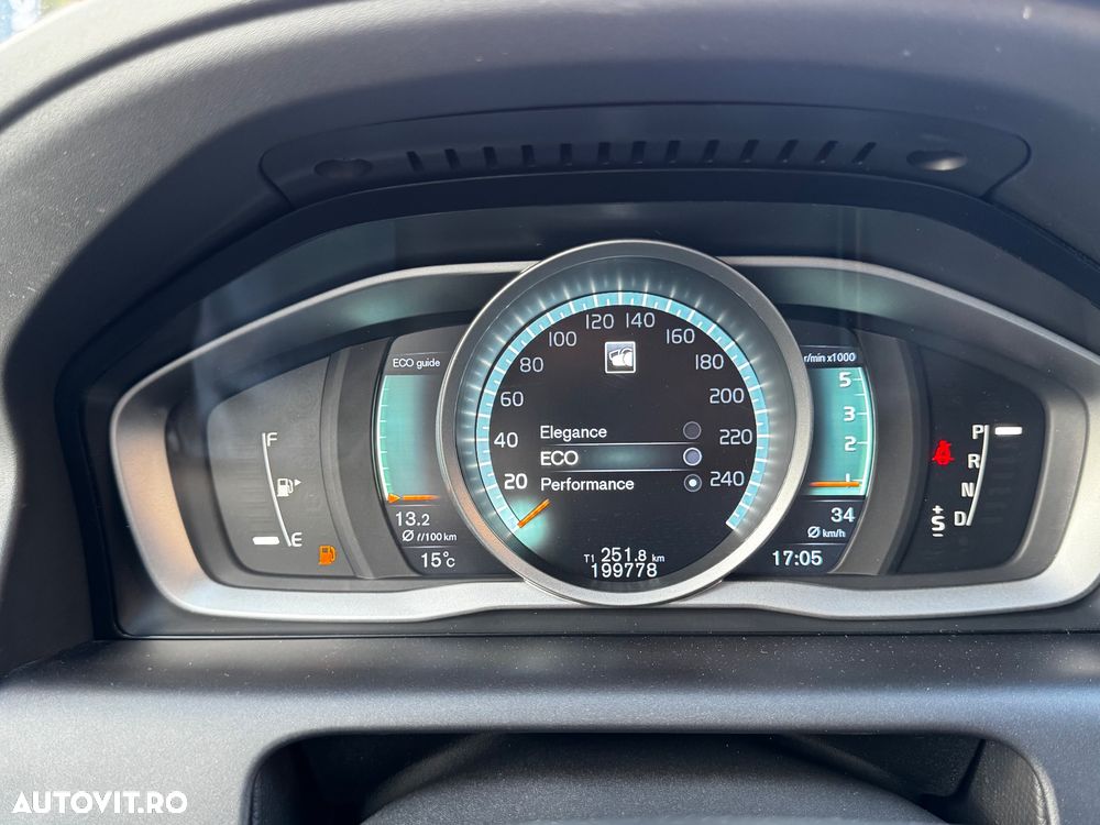 Volvo XC 60 D5 AWD Geartronic Linje Inscription - 35