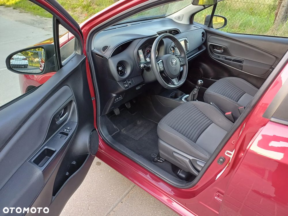 Toyota Yaris 1.5 Premium - 2