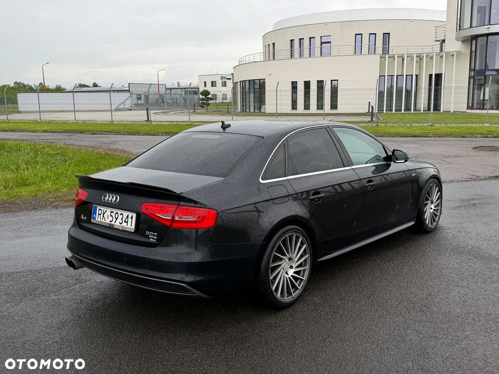 Audi A4 Limousine - 8