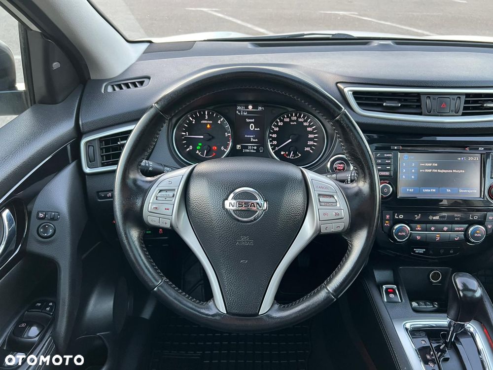 Nissan Qashqai 1.6 DCi Xtronic ACENTA - 24