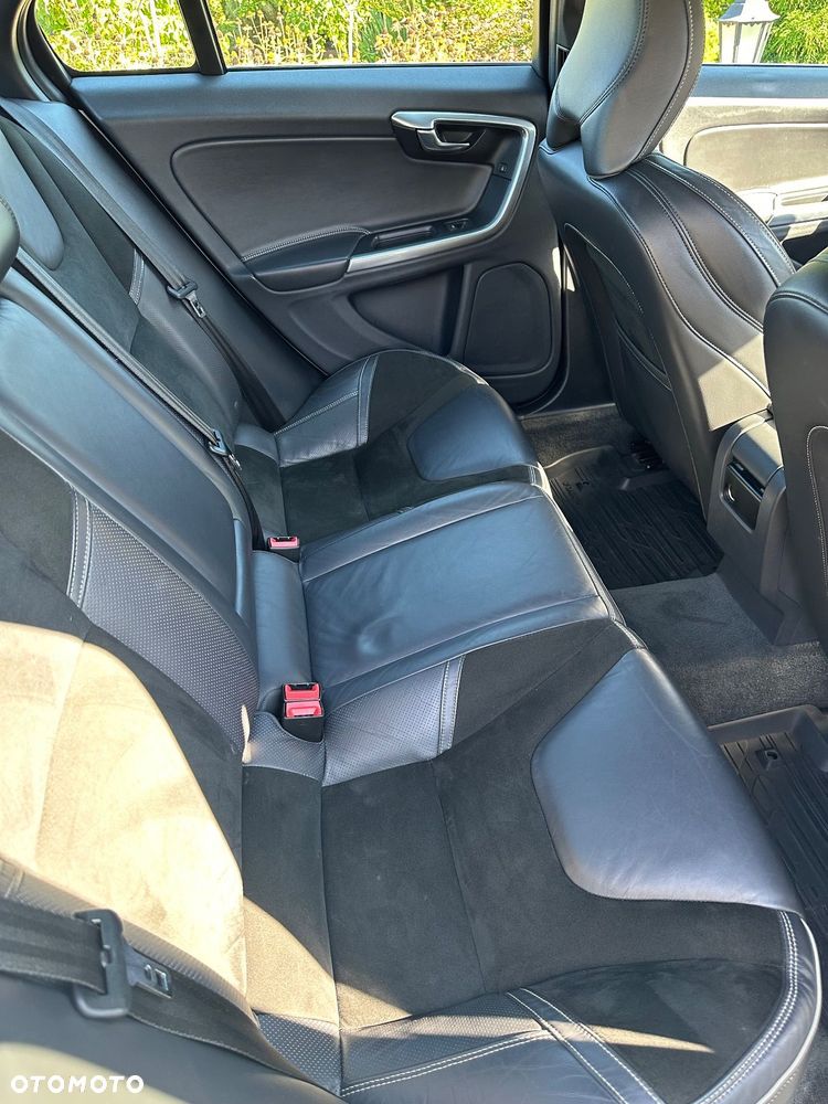 Volvo S60 D4 Drive-E R-Design Kinetic - 9