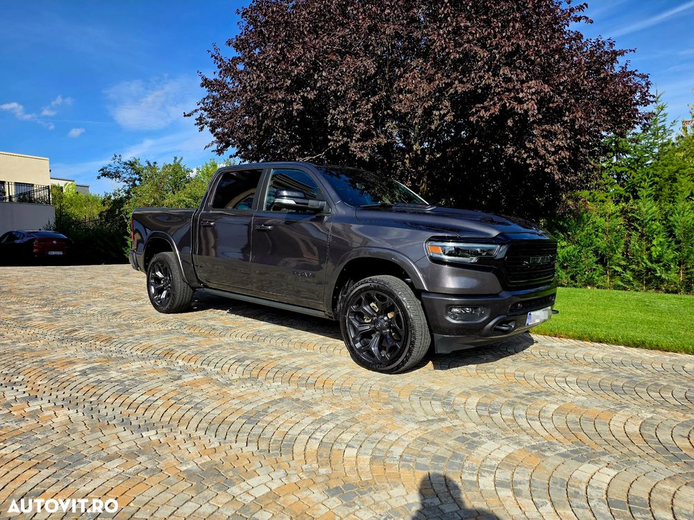 Dodge RAM - 1