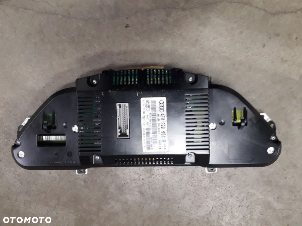 licznik 4F0920901B A6 C6 2.0 FSI TFSI BPJ - 4