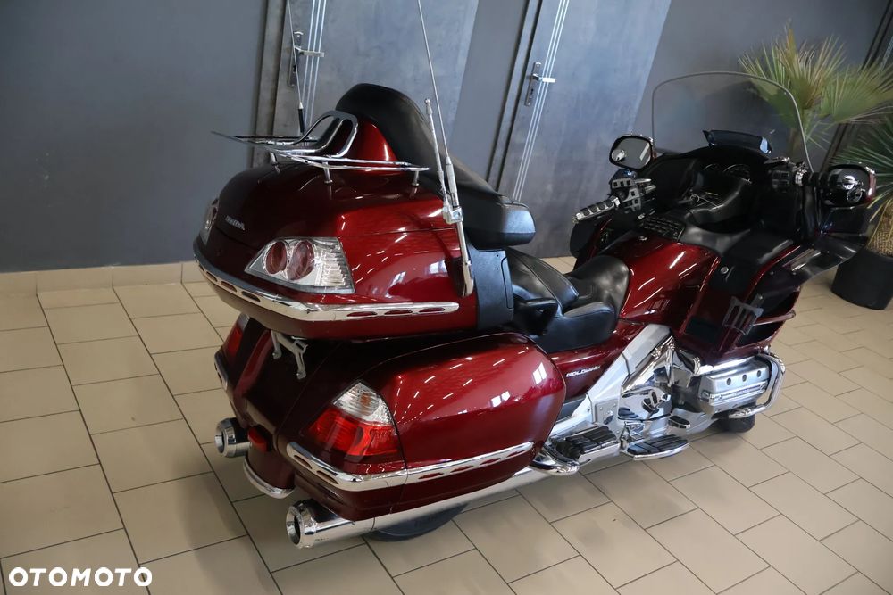 Honda GL - 11