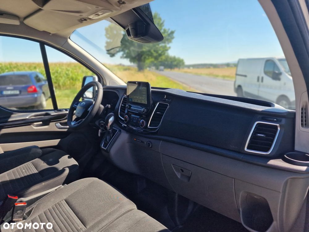 Ford Transit Custom Limited - 22