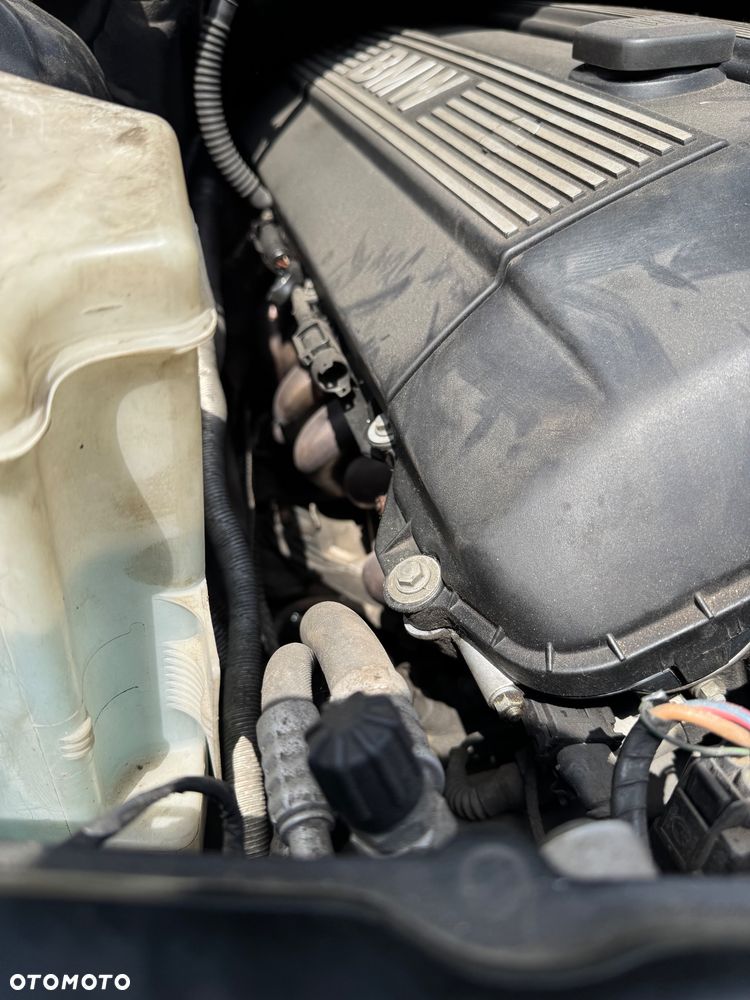 BMW Seria 3 320i - 17