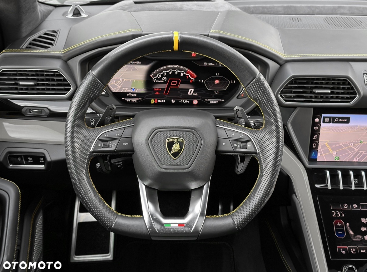 Lamborghini Urus - 33