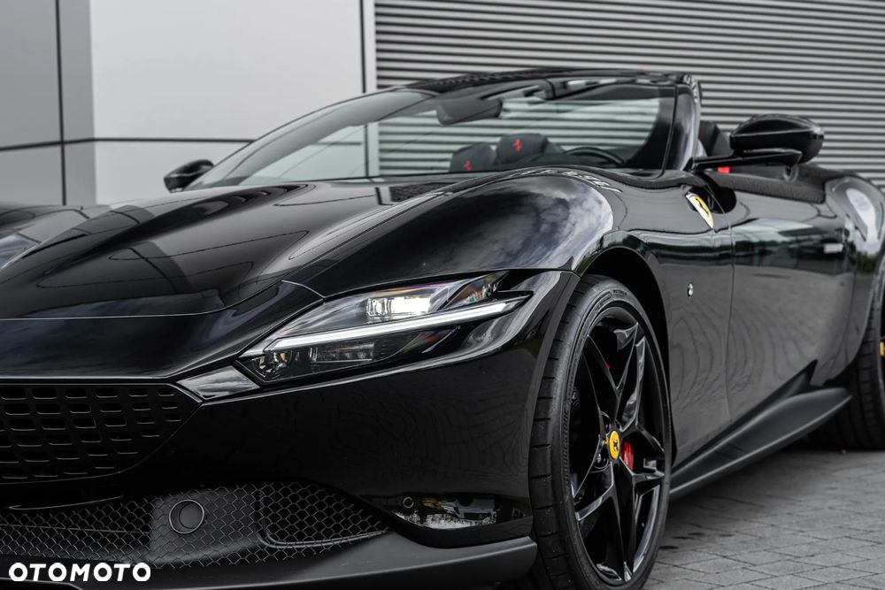 Ferrari Roma Spider - 11