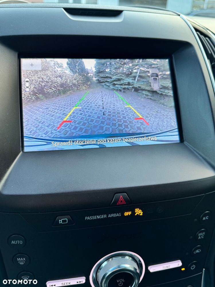Ford Edge - 19