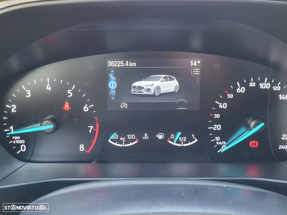Ford Focus 1.0 EcoBoost MHEV ST-Line - 17
