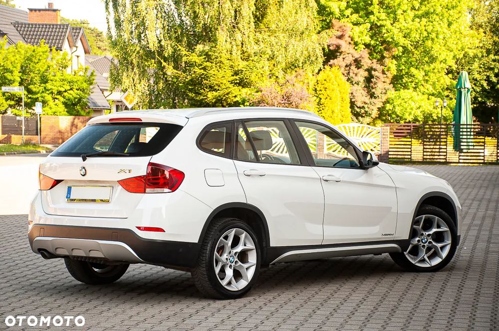 BMW X1 xDrive18d xLine - 22