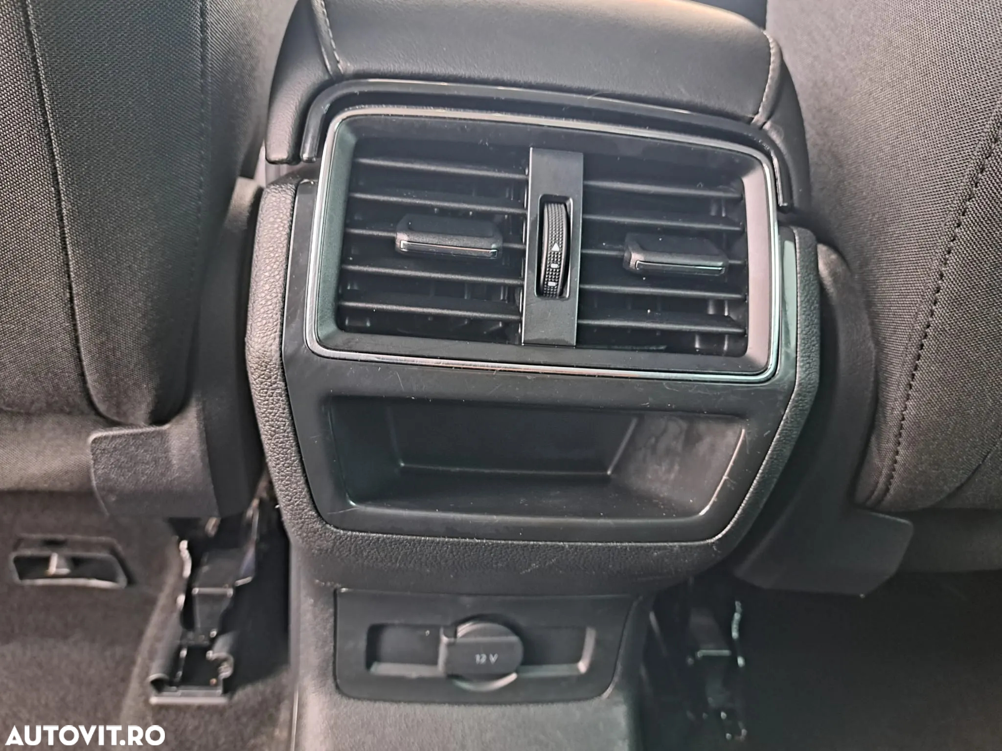 Skoda Karoq 2.0 TDI 4X4 DSG Style - 37
