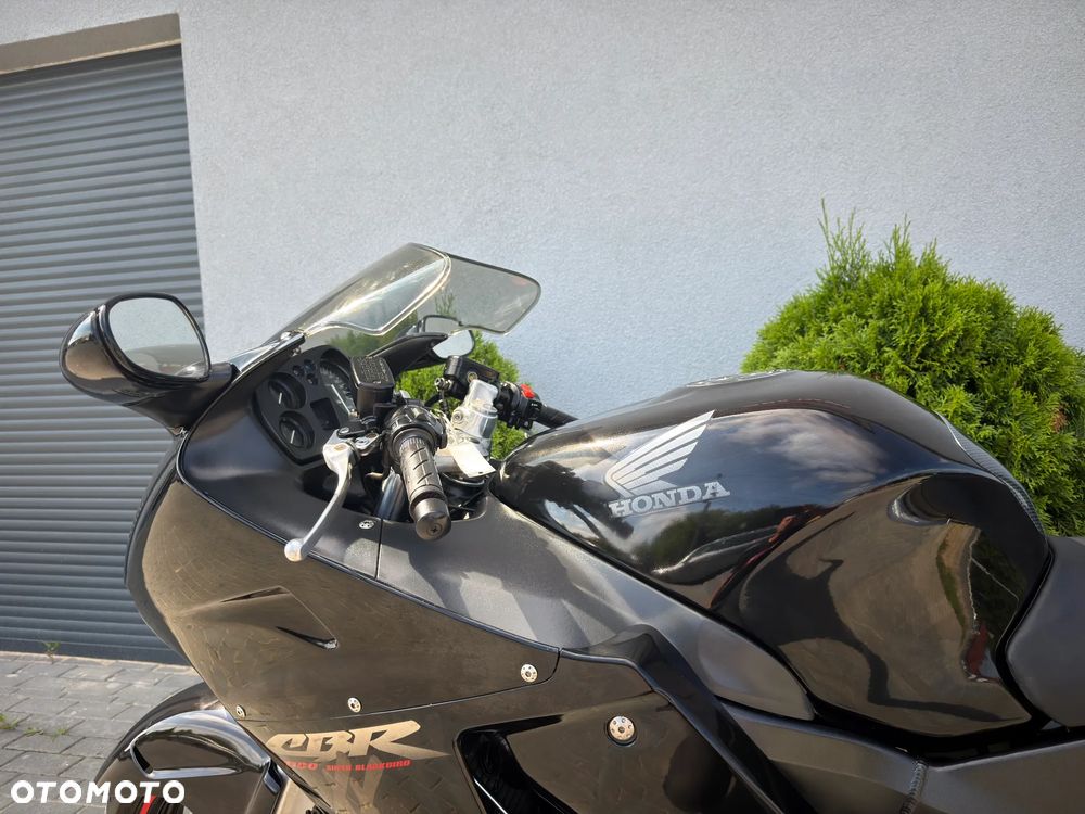Honda CBR - 33