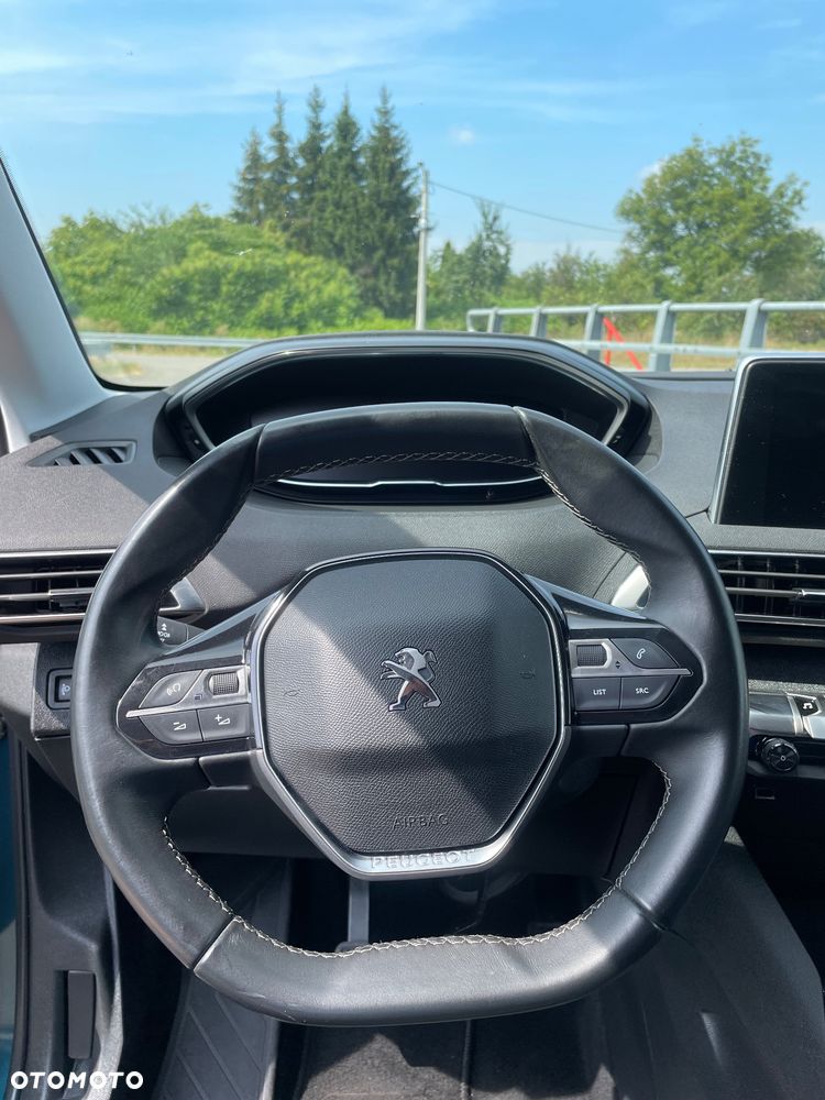 Peugeot 5008 - 19