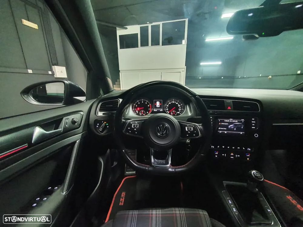 VW Golf 2.0 TSi GTI - 17