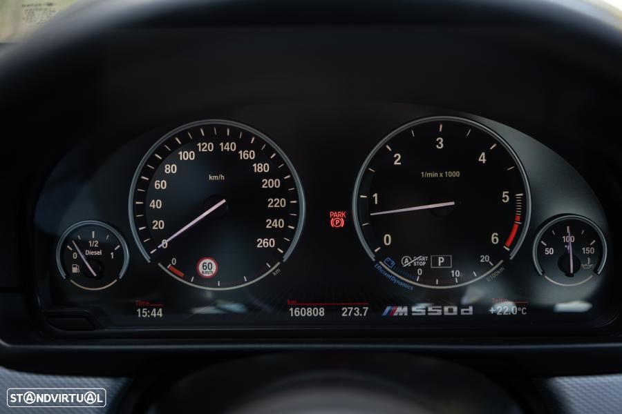 BMW M550d xDrive Auto - 43