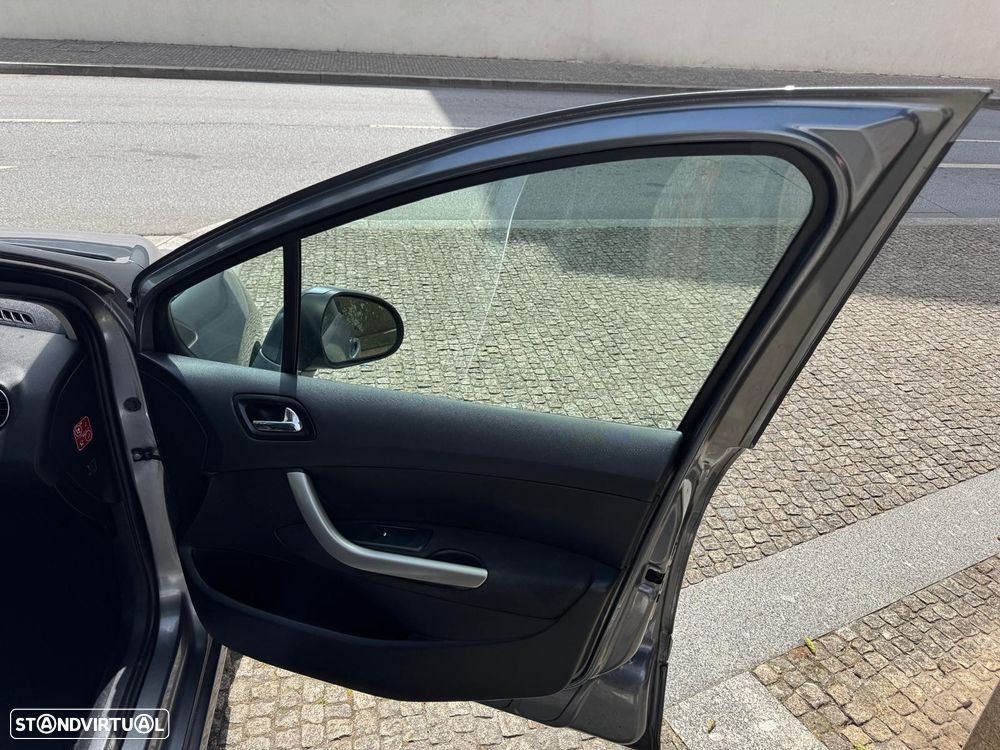 Peugeot 308 SW 1.6 HDi Sport CVM6 - 22
