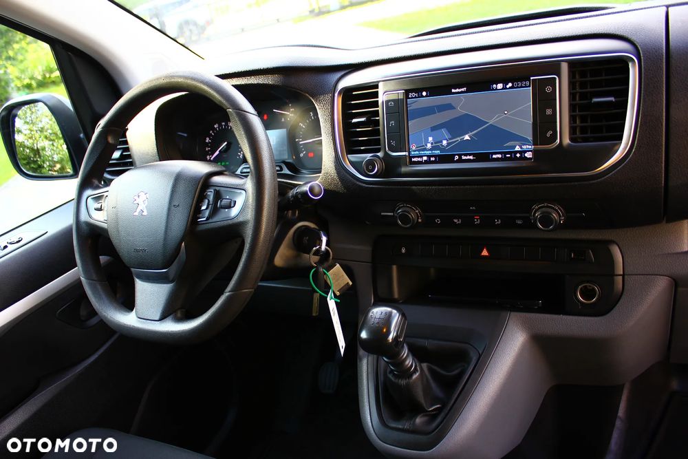 Peugeot EXPERT 2.0 122KM L3H1 BRYGADÓWKA 6 OSÓB LONG NAVIGACJA MAŁY PRZEBIEG 42 TYŚ KM  FV23% - 34