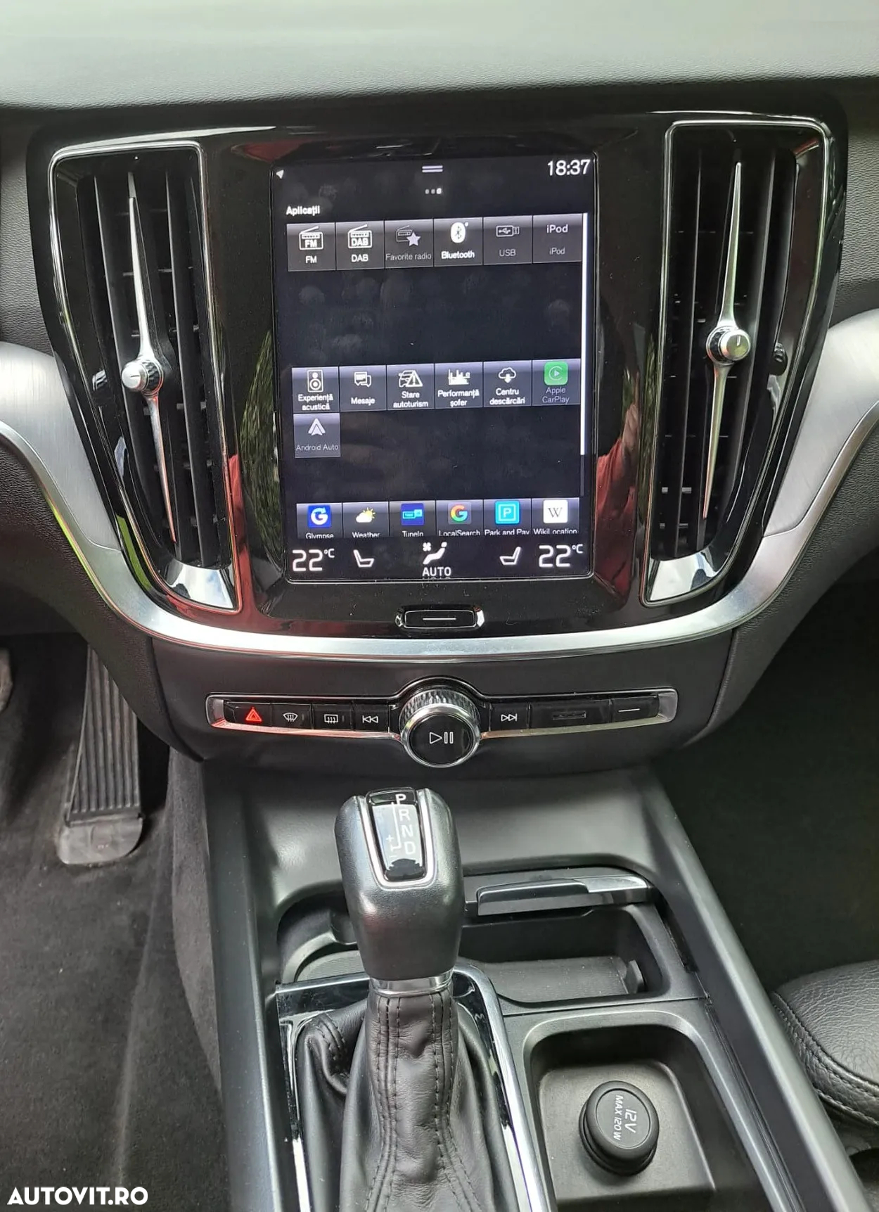 Volvo V60 T4 Momentum Pro - 23
