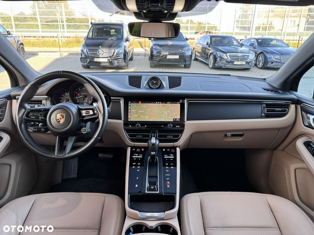 Porsche Macan T - 20