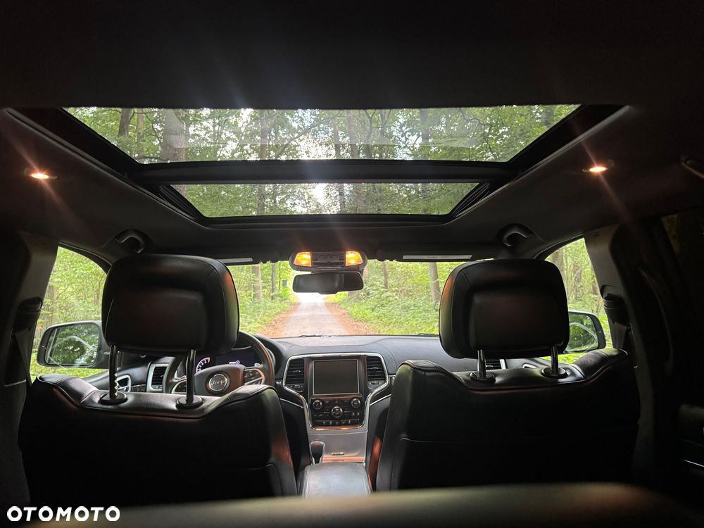 Jeep Grand Cherokee ver-3-6-v6-overland - 27