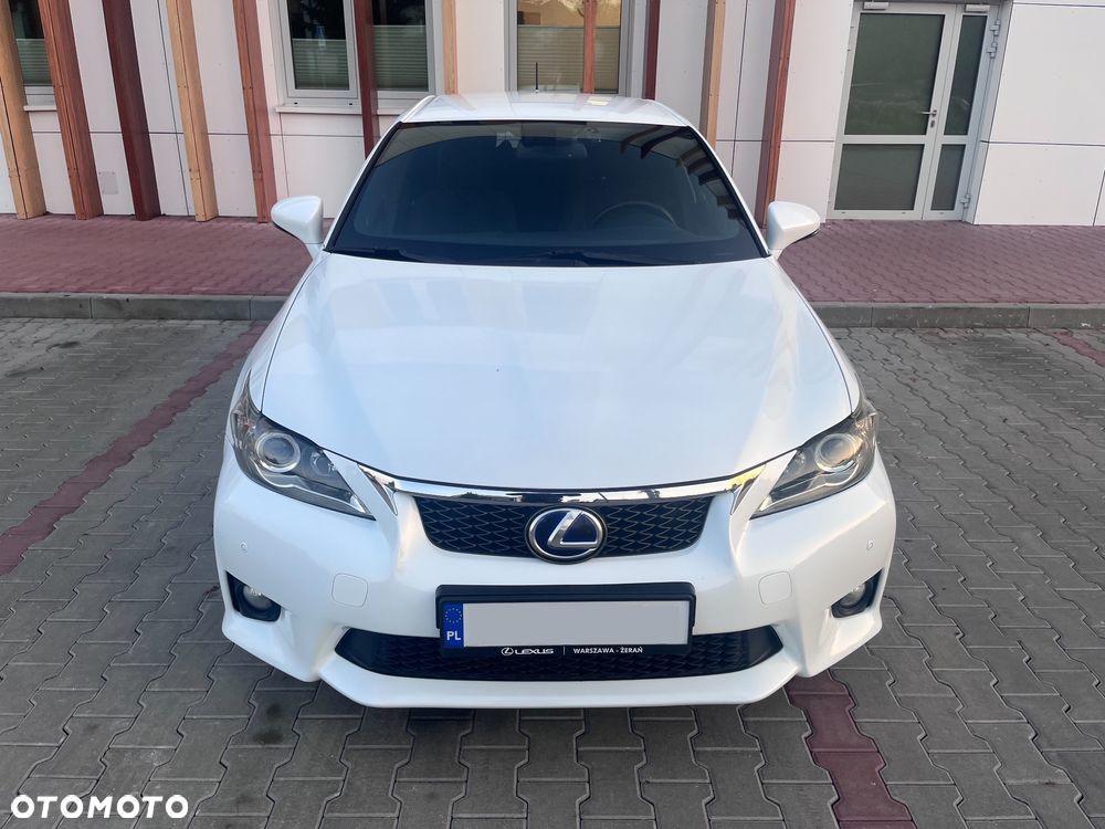Lexus CT 200h F Sport - 8