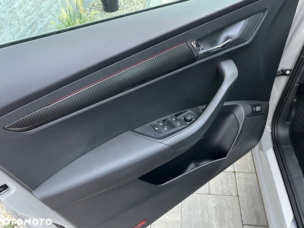 Skoda Karoq 2.0 TDI SCR 4x4 Sportline DSG - 31