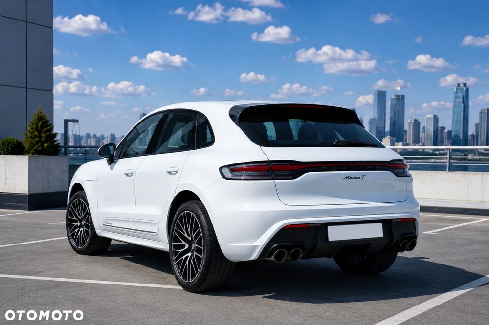 Porsche Macan T - 2