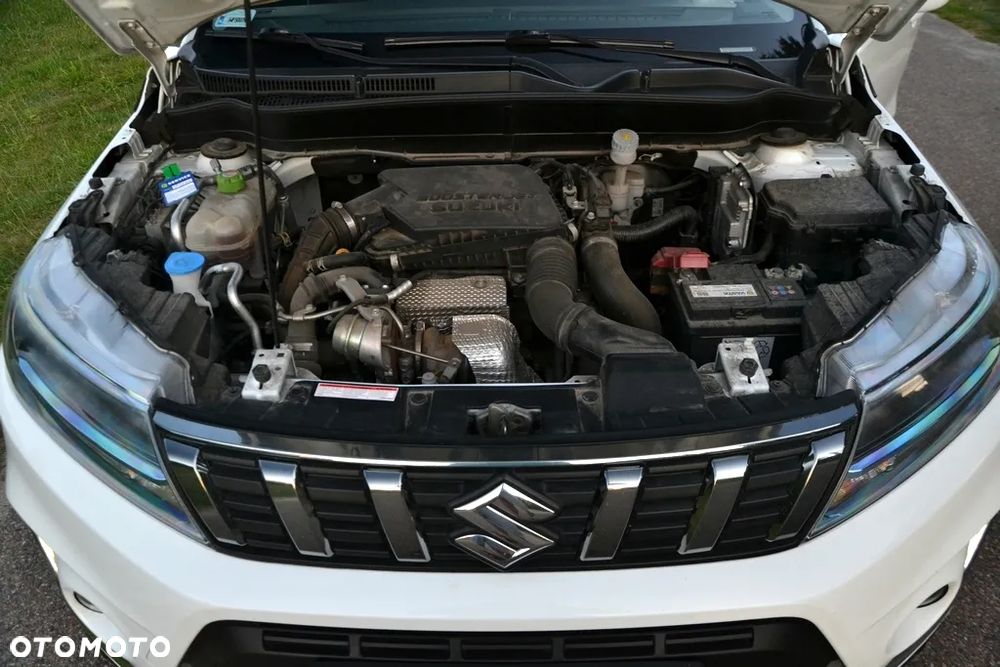 Suzuki Vitara 1.4 Boosterjet SHVS Premium 4WD - 36