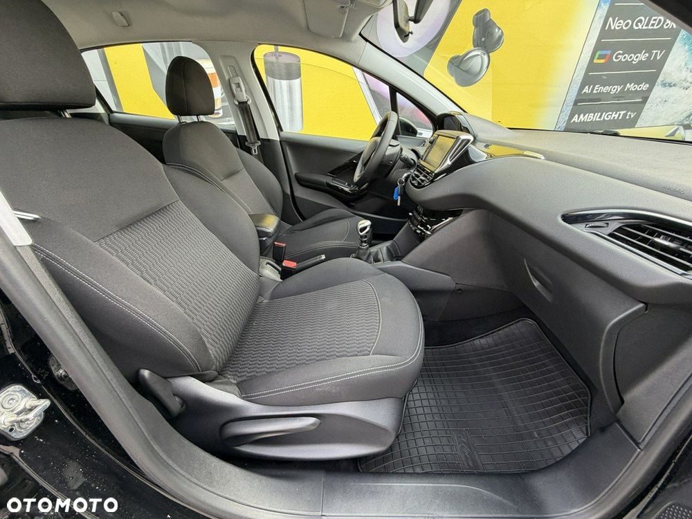 Peugeot 208 BlueHDi 100 Active - 33