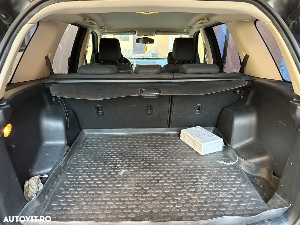 Land Rover Freelander 2.2 SD4 SE - 4