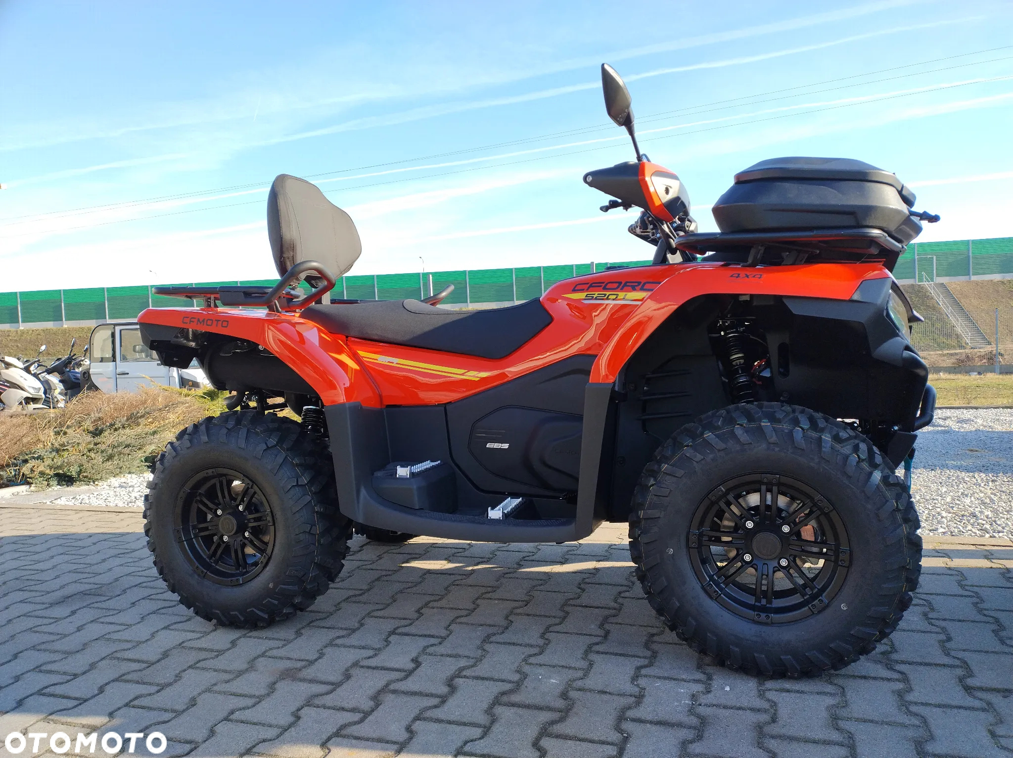 CFMoto CForce - 6